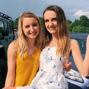 Meet your Posher, Carly